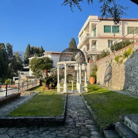 La Casetta Nel Parco...garden And Relax Rapallo
